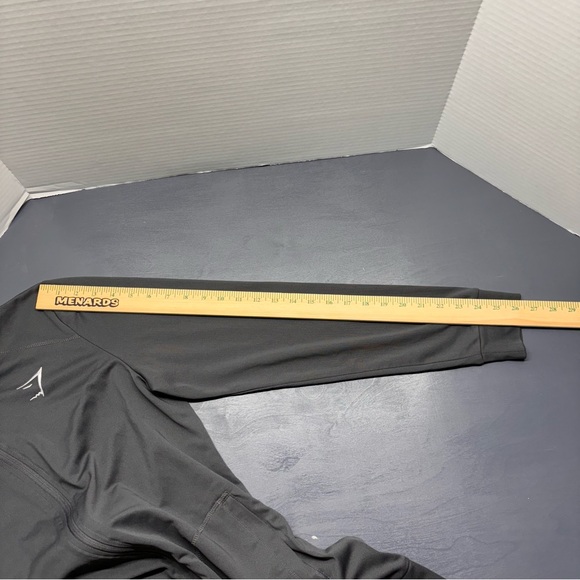 Gymshark Women's Size L Training Zip Up Jacket In Gray Workout Running Light - Picture 8 of 11